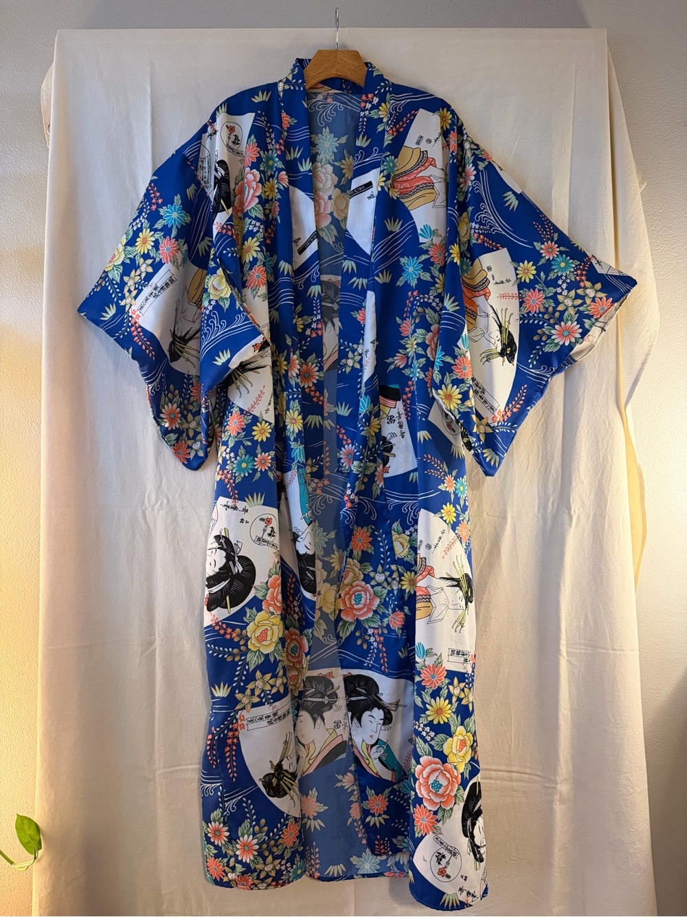 Vintage Blue Floral Kimono Robe with Geisha Print